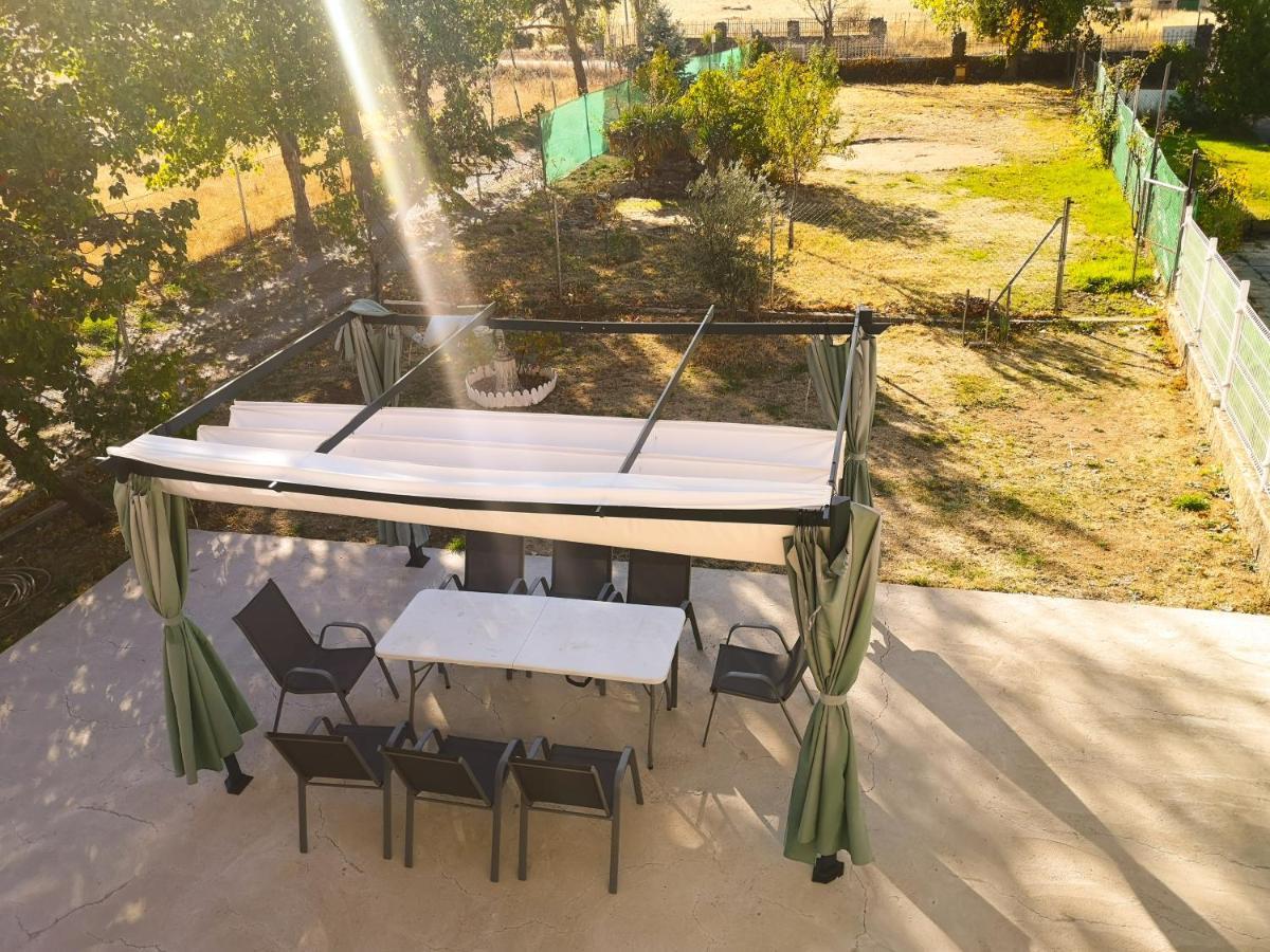 فيلا Agradable Casa Con Jardin: Casasola San Cristóbal de Segovia المظهر الخارجي الصورة